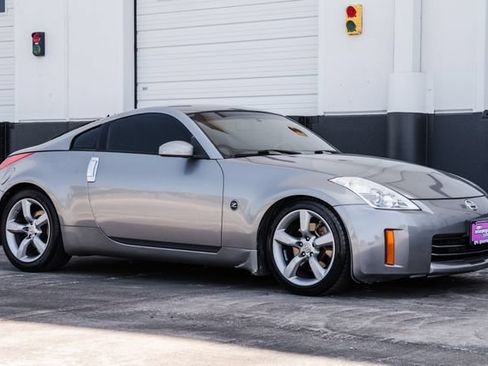 Used 2007 Nissan 350Z Enthusiast w/ Cargo Convenience Pkg RWD image 46