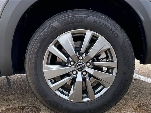 Used 2025 Nissan Pathfinder SV AWD/4WD image 8