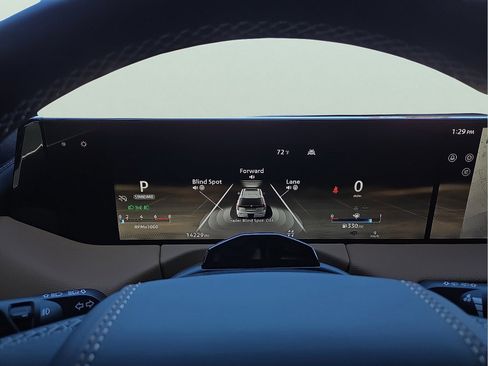 Used 2025 Nissan Armada Platinum Reserve image 23