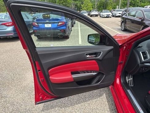 Used 2019 Acura TLX V6 w/ Technology & A-SPEC Pkg AWD/4WD image 9