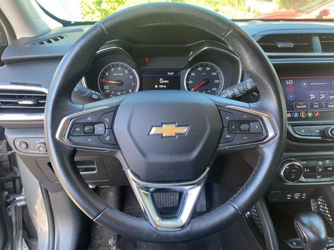 Used 2023 Chevrolet TrailBlazer LT w/ Sun and Liftgate Package AWD/4WD image 15