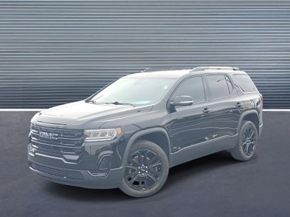 Used 2023 GMC Acadia SLE w/ Driver Convenience Package