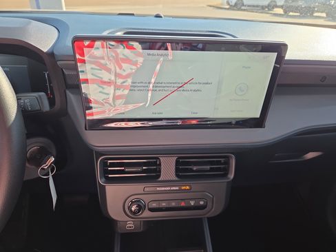 New 2025 Ford Maverick XL w/ 4K Tow Package image 9