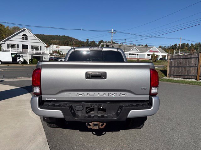 Used 2017 Toyota Tacoma TRD Sport w/ Tow Package (A/T) AWD/4WD image 7