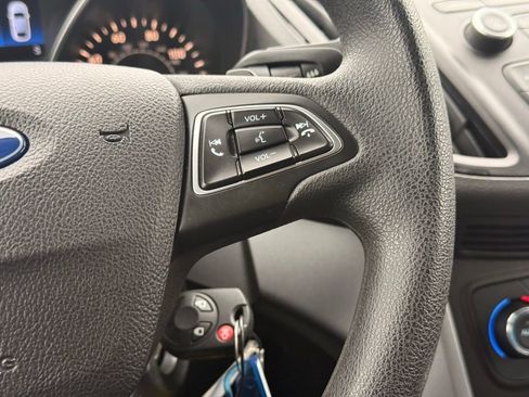Used 2017 Ford Escape SE AWD/4WD image 18