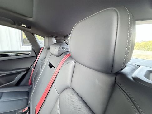 Used 2021 Porsche Macan S image 35