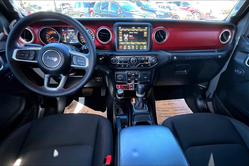 Used 2023 Jeep Wrangler Unlimited Rubicon AWD/4WD image 11