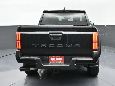 Certified 2025 Toyota Tacoma TRD Sport image 20