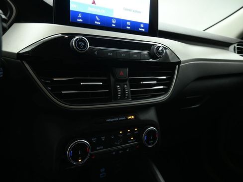 Certified 2022 Ford Escape SEL w/ Class II Trailer Tow Package image 16