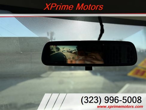 Used 2019 Chevrolet Express 2500 w/ Driver Convenience Package RWD image 17