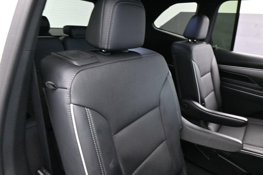 Used 2026 Buick Enclave Preferred w/ LPO, Floor Liner Package FWD image 44