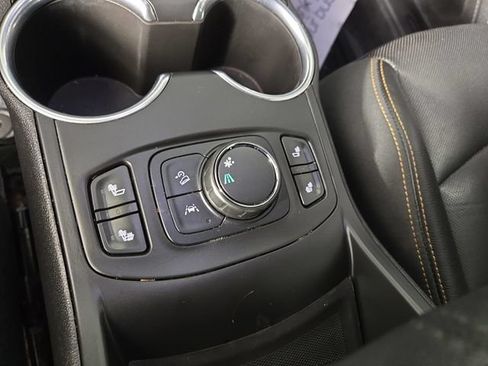 Used 2020 GMC Terrain SLT w/ Elevation Edition FWD image 27