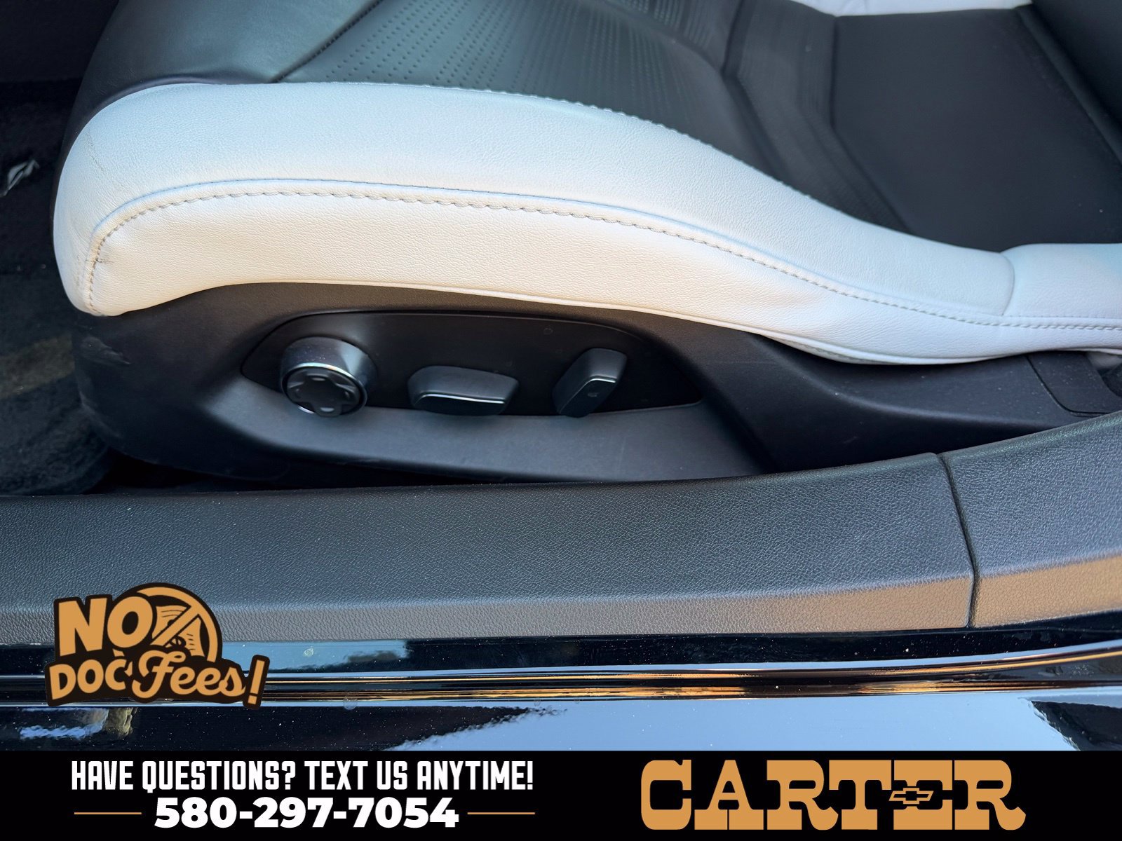 Used 2021 Chevrolet Corvette Stingray Preferred Conv w/ Chrome Exterior Badge Package RWD image 21