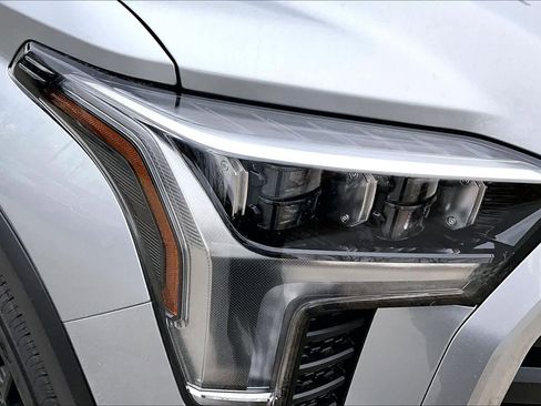 New 2026 Toyota Tundra Limited AWD/4WD image 13
