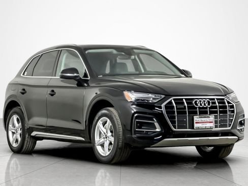 Used 2023 Audi Q5 2.0T Premium w/ Convenience Package image 7