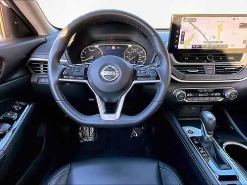 Used 2024 Nissan Altima 2.5 SL image 10