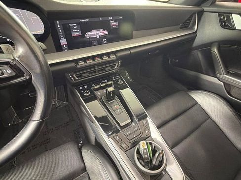 Used 2020 Porsche 911 Carrera RWD image 19
