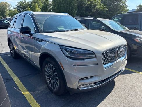 Used 2024 Lincoln Aviator Reserve w/ Equipment Group 201A AWD/4WD image 1