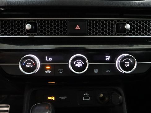 Used 2022 Honda Civic Sport image 18
