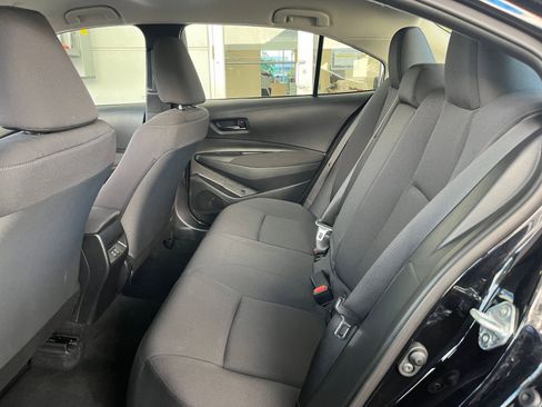 Used 2025 Toyota Corolla LE image 25