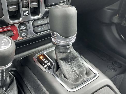 New 2025 Jeep Gladiator Rubicon image 21