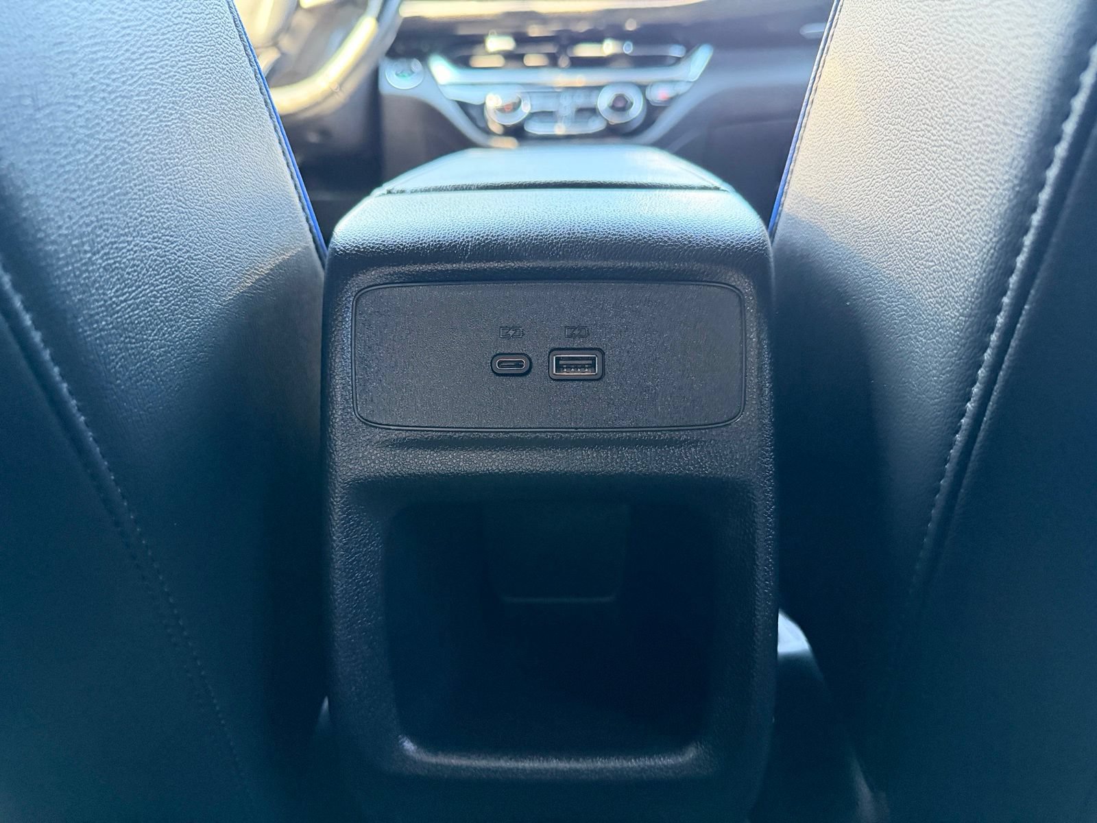 Used 2024 Buick Envista Sport Touring w/ Convenience I Package FWD image 27
