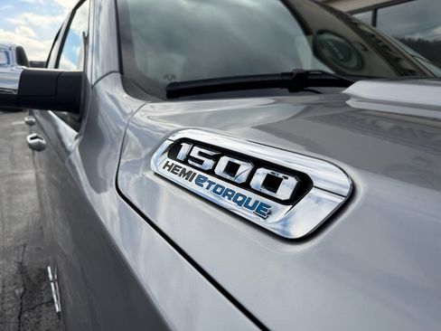 Used 2024 RAM 1500 Laramie image 10