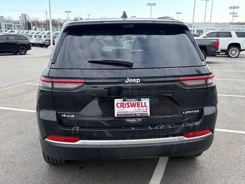 New 2026 Jeep Grand Cherokee Limited w/ Luxury Tech Group II AWD/4WD image 6