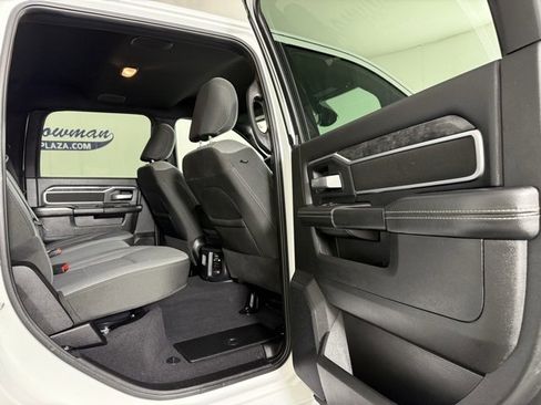 Used 2024 RAM 2500 Big Horn w/ Bed Utility Group image 17