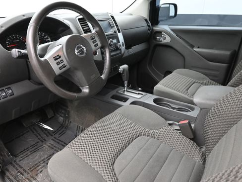 Used 2016 Nissan Frontier SV w/ SV Value Truck Package image 10