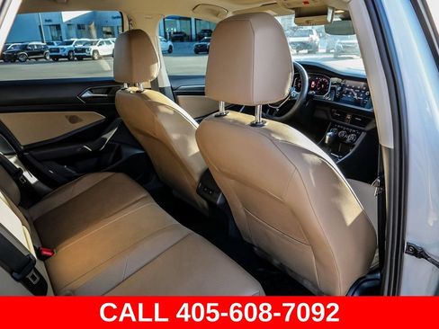 Used 2020 Volkswagen Jetta SEL FWD image 22