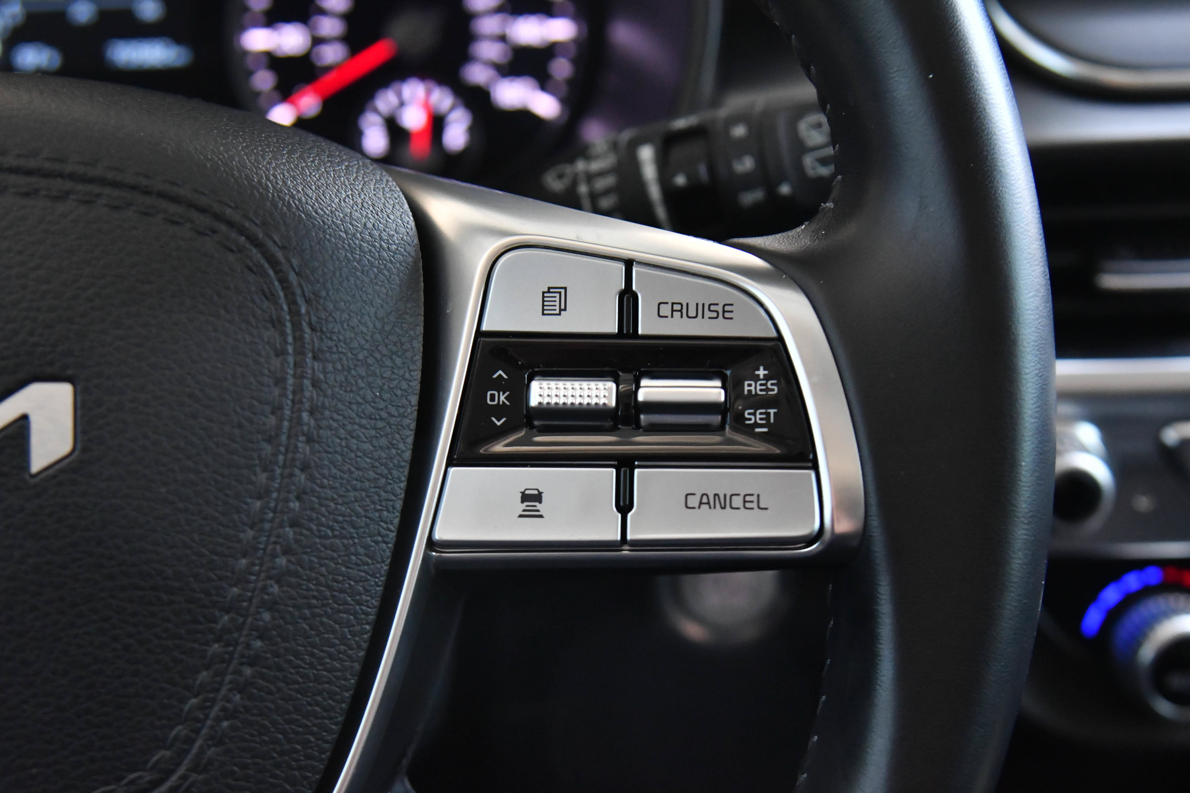 Used 2022 Kia Telluride S FWD image 33
