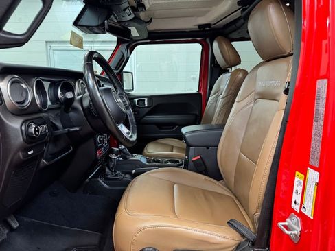 Used 2020 Jeep Gladiator Rubicon image 12