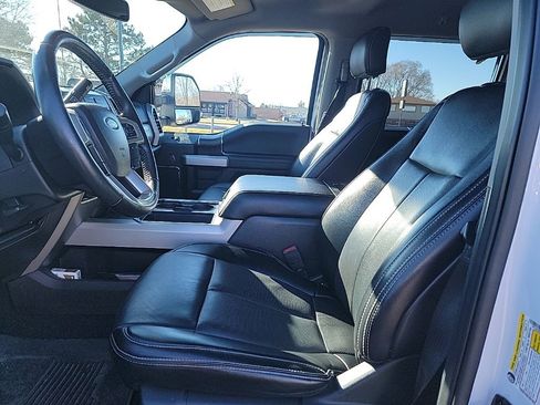 Used 2021 Ford F250 Lariat w/ Chrome Package image 25