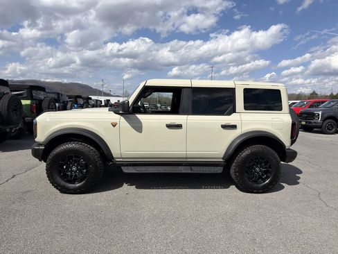 New 2026 Ford Bronco Badlands AWD/4WD image 10