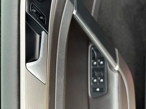 Used 2015 Volkswagen Golf TDI SE image 12