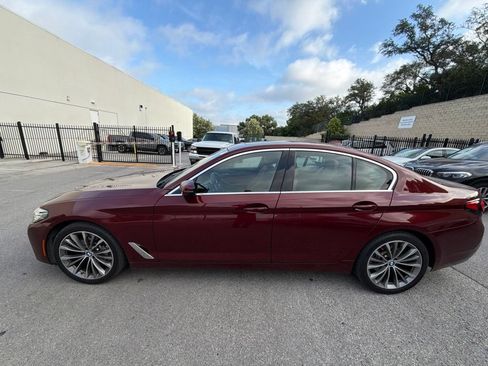 Used 2023 BMW 530i w/ Premium Package RWD image 2