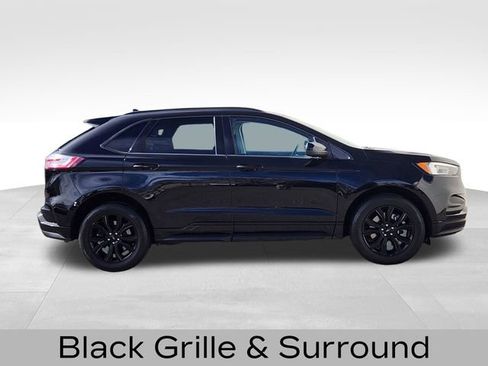 Certified 2023 Ford Edge SE w/ Black Appearance Package image 11