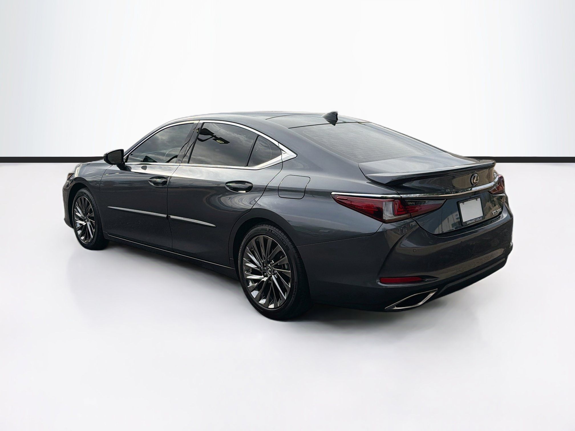 Used 2025 Lexus ES 350 w/ Luxury Package FWD image 7