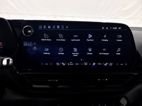 Used 2026 Chevrolet Silverado EV LT AWD/4WD image 38