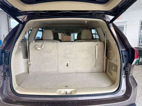 Used 2018 Toyota Highlander Limited image 37