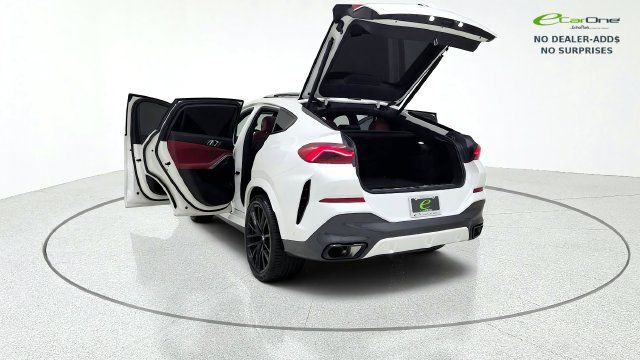 Used 2024 BMW X6 xDrive40i w/ M Sport Professional Package AWD/4WD image 16
