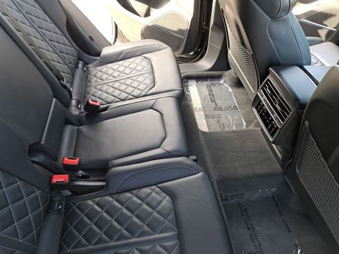 Certified 2024 Audi SQ8 Premium Plus w/ S Sport Package image 11