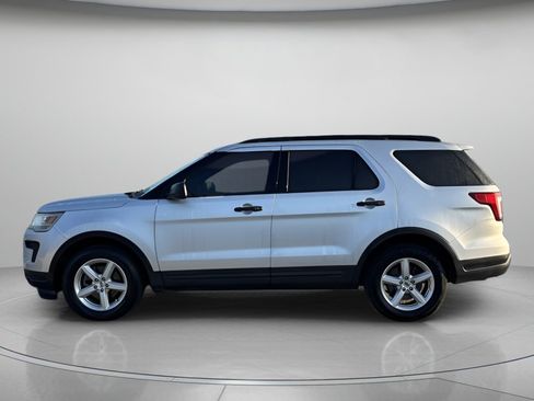 Used 2018 Ford Explorer FWD image 5