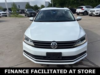 Used 2017 Volkswagen Jetta SE video 2