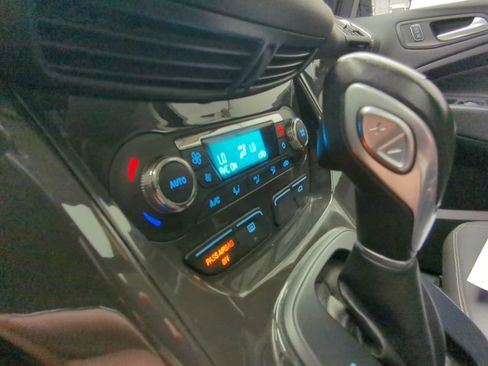 Used 2015 Ford Escape Titanium AWD/4WD image 15
