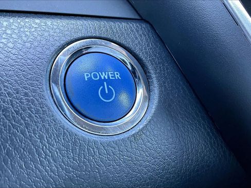 Used 2023 Toyota Camry SE w/ Audio Upgrade Package FWD image 33