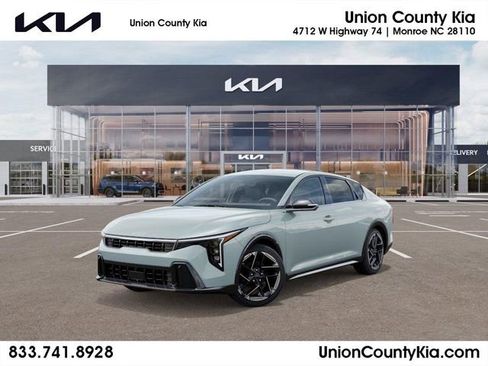 New 2026 Kia K4 GT-Line image 1