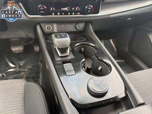 Used 2021 Nissan Rogue SV AWD/4WD image 13
