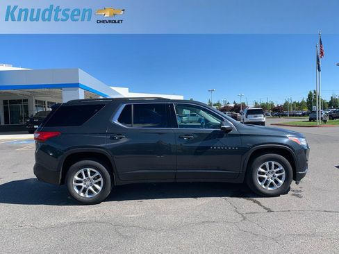 Used 2021 Chevrolet Traverse LT AWD/4WD image 8